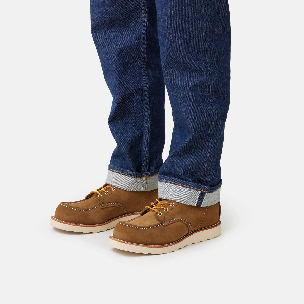 Classic Moc 6-Inch Boot in Olive Leather 8881 | Red Wing Heritage - Red Wing Shoes