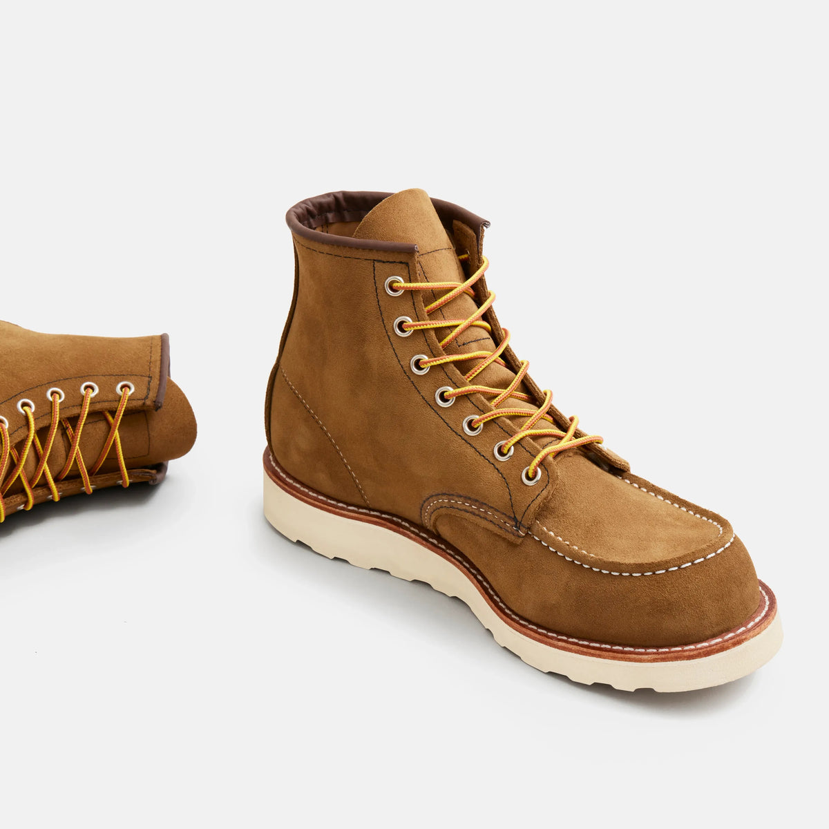Classic Moc 6-Inch Boot in Olive Leather 8881 | Red Wing Heritage - Red Wing Shoes