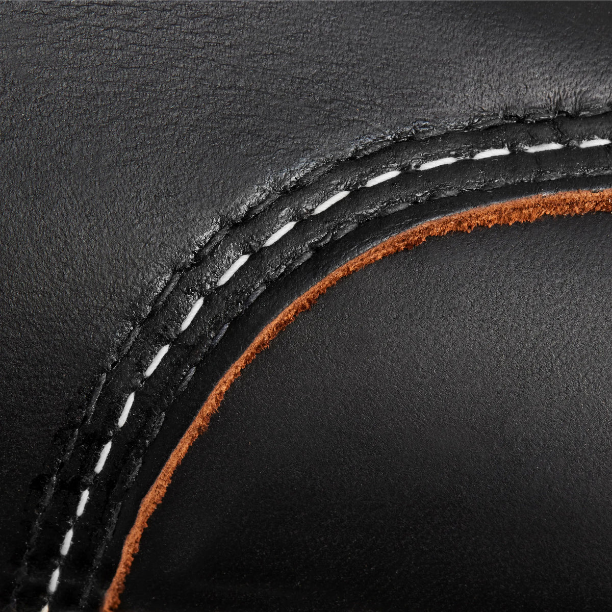 Classic Moc 6-Inch Boot in Black Leather 8849 - Red Wing Shoes