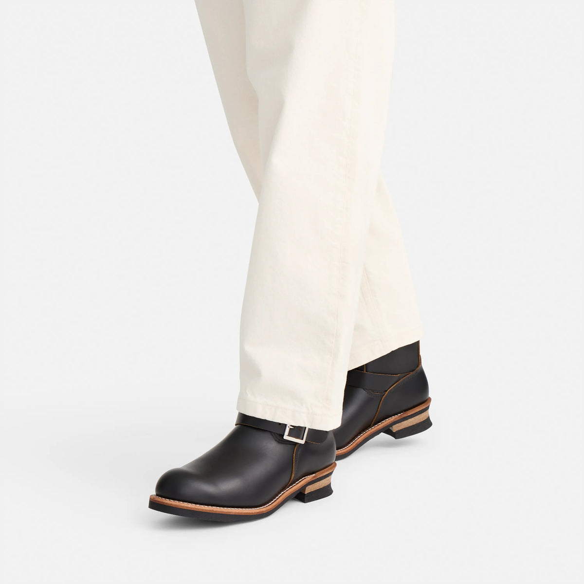 Engineer Boot in Black Klondike Leather 2966 | Red Wing Heritage - Red Wing Shoes