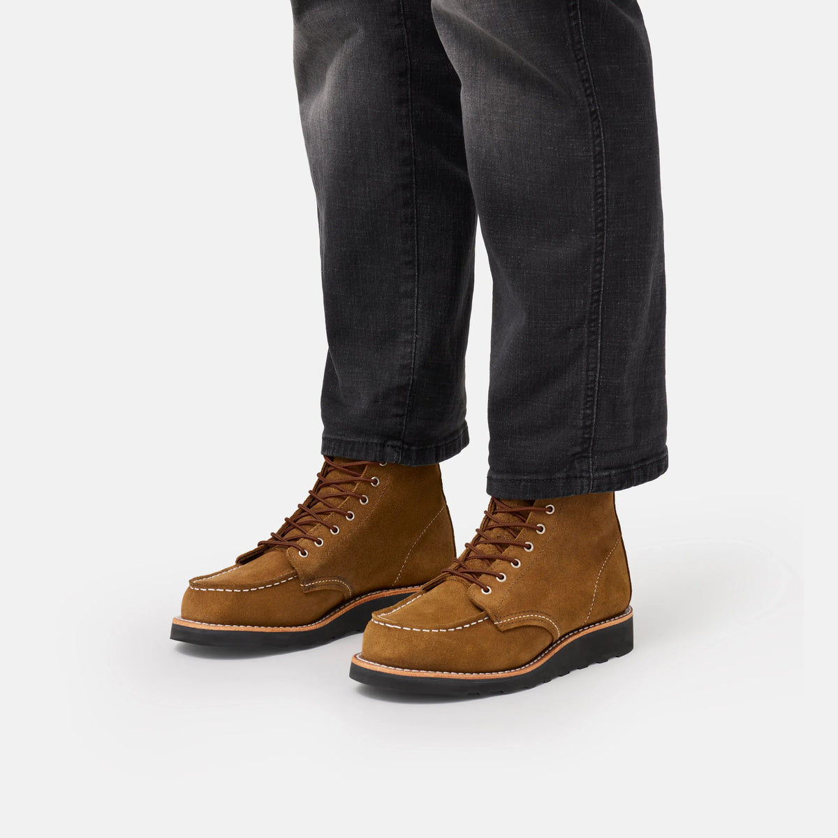 6-Inch Classic Moc Short Boot in Olive Leather 3377 | Red Wing Heritage - Red Wing Shoes