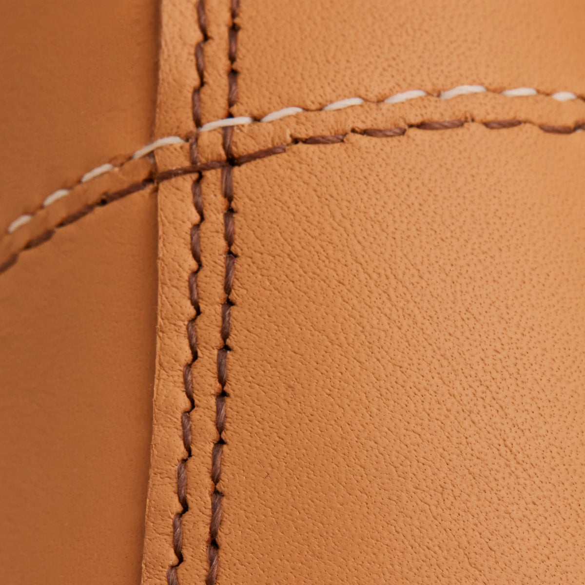 6-Inch Classic Moc Short Boot in Tan Leather 3383 | Red Wing Heritage - Red Wing Shoes